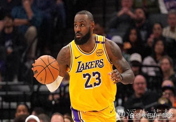 里夫斯送精彩助攻 詹姆斯命中首记三分