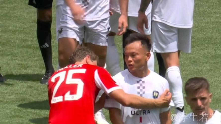 周通赛后欲换球衣遭拒,穆勒凯恩解释初闻误会 周通赛后欲换球衣遭拒,穆勒凯恩解释初闻误会